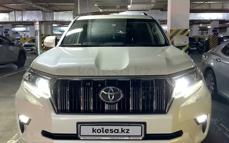 Toyota Land Cruiser Prado 2018 года за 25 000 000 тг. в Астана