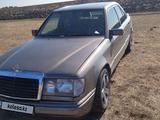 Mercedes-Benz E 300 1991 года за 600 000 тг. в Лисаковск – фото 3