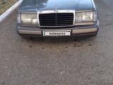Mercedes-Benz E 300 1991 года за 600 000 тг. в Лисаковск – фото 4
