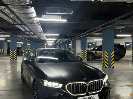 BMW 530 2024 года за 33 000 000 тг. в Алматы