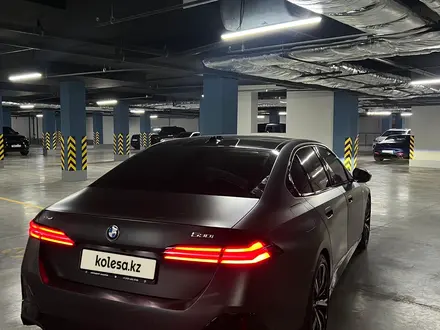 BMW 530 2024 года за 33 000 000 тг. в Алматы – фото 7