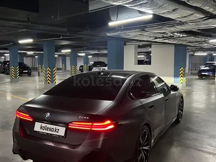 BMW 530 2024 года за 33 000 000 тг. в Алматы – фото 5