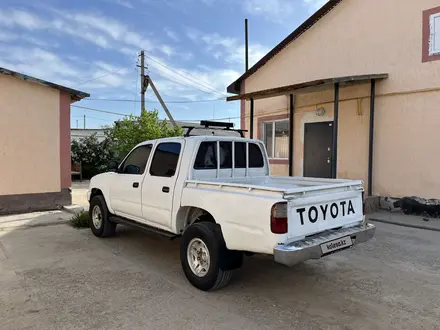 Toyota Hilux 2002 года за 2 700 000 тг. в Атырау – фото 8