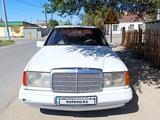 Mercedes-Benz E 200 1989 годаfor1 000 000 тг. в Кызылорда