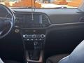 Hyundai Elantra 2020 года за 9 000 000 тг. в Актау – фото 16