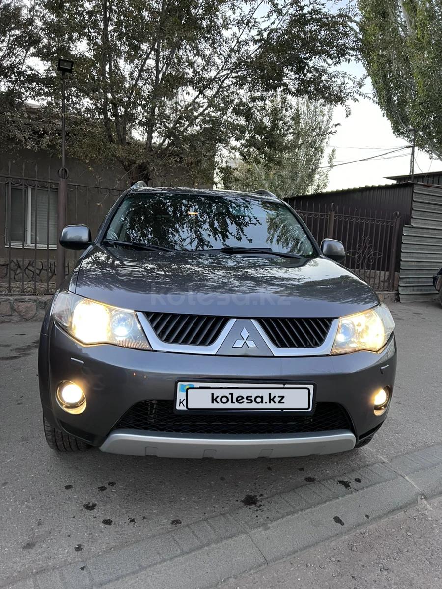 Mitsubishi Outlander 2008 г.