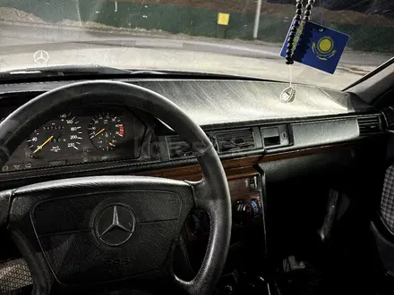 Mercedes-Benz E 200 1991 года за 1 800 000 тг. в Шымкент – фото 7
