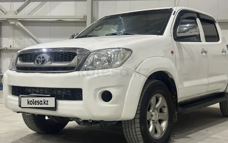 Toyota Hilux 2008 года за 7 500 000 тг. в Актау