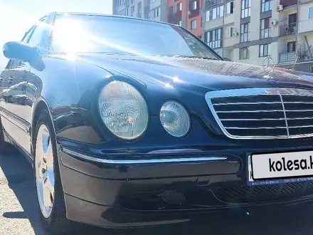 Mercedes-Benz E 320 2001 года за 3 300 000 тг. в Алматы – фото 7