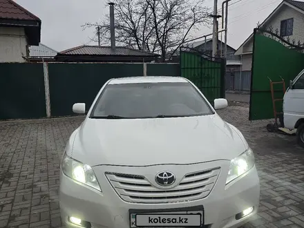 Toyota Camry 2006 года за 7 150 000 тг. в Алматы – фото 2