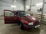 Volkswagen Vento 1993 года за 1 550 000 тг. в Алматы
