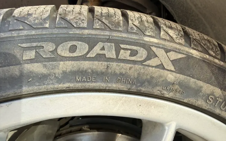 Зимнюю шину комплект 295/35 R21үшін300 000 тг. в Астана