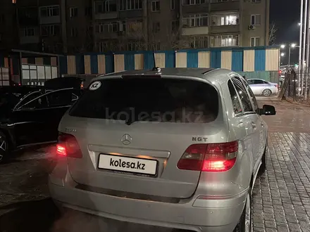 Mercedes-Benz B 180 2008 года за 6 000 000 тг. в Астана – фото 18