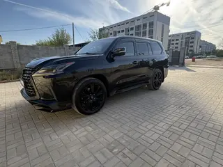 Lexus LX 570