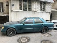 Mercedes-Benz E 230 1991 годаfor600 000 тг. в Шымкент