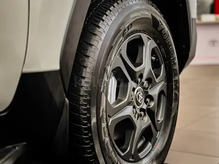 Toyota Land Cruiser GR Sport 2026 года за 67 480 000 тг. в Усть-Каменогорск – фото 15