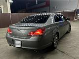 Toyota Avalon 2006 года за 6 000 000 тг. в Атырау – фото 4