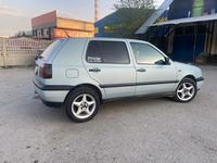 Volkswagen Golf 1997 годаүшін2 300 000 тг. в Тараз