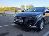 Hyundai Accent 2018 года за 7 820 000 тг. в Петропавловск – фото 5