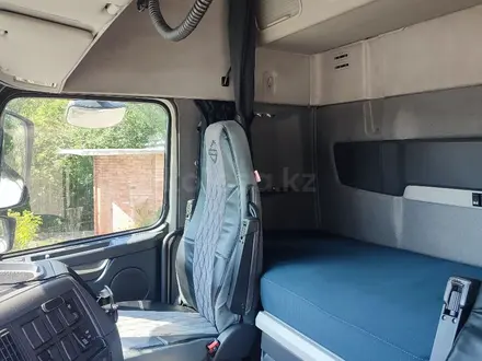 Volvo  FH 2013 года за 28 000 000 тг. в Астана – фото 29