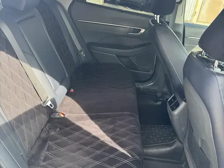 Hyundai Sonata 2023 года за 11 200 000 тг. в Актобе – фото 10