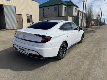 Hyundai Sonata 2023 года за 11 200 000 тг. в Актобе – фото 5