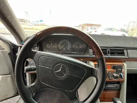 Mercedes-Benz E 280 1994 года за 1 500 000 тг. в Жанаозен – фото 11