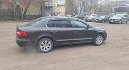 Skoda Superb 2010 года за 3 500 000 тг. в Караганда – фото 3