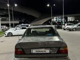Mercedes-Benz E 230 1992 года за 1 450 000 тг. в Алматы – фото 4