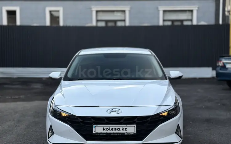 Hyundai Elantra 2022 года за 10 200 000 тг. в Шымкент