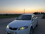 Daewoo Gentra 2014 года за 3 900 000 тг. в Жетысай – фото 4