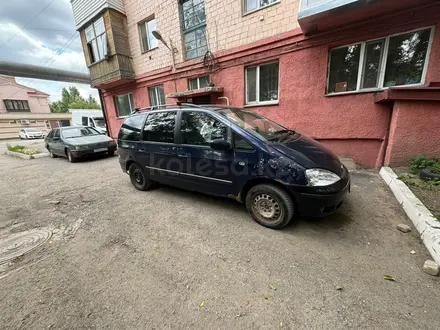 Ford Galaxy 2003 года за 1 800 000 тг. в Астана – фото 2