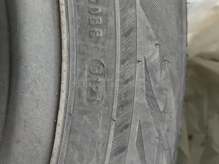 Шины Nokian R16 215/65 с дисками за 140 000 тг. в Алматы – фото 4