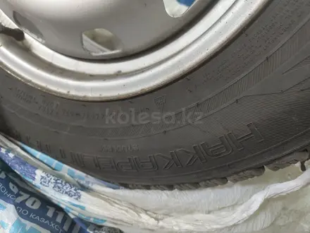 Шины Nokian R16 215/65 с дисками за 140 000 тг. в Алматы – фото 5