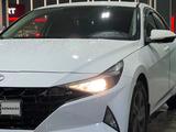 Hyundai Elantra 2021 года за 9 900 000 тг. в Астана – фото 5