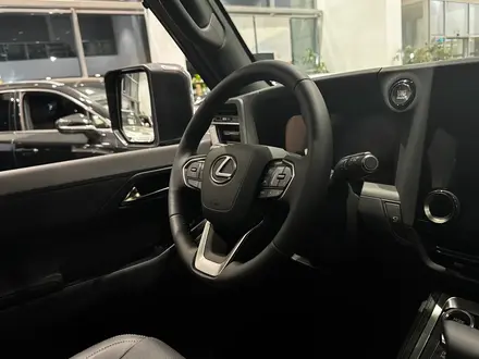 Lexus GX 550 Executive 2025 года за 59 890 000 тг. в Алматы – фото 8
