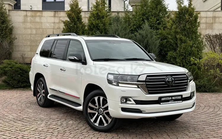 Toyota Land Cruiser 2018 года за 36 500 000 тг. в Алматы