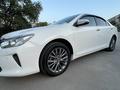 Toyota Camry 2015 года за 11 000 000 тг. в Актау – фото 4