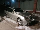 Mercedes-Benz C 180 2003 года за 3 200 000 тг. в Алматы – фото 2