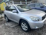 Toyota RAV4 2007 года за 7 000 000 тг. в Усть-Каменогорск – фото 3