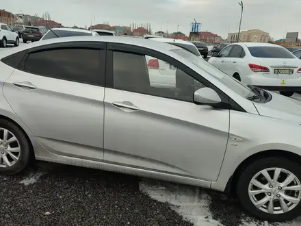 Hyundai Accent 2013 года за 5 500 000 тг. в Актобе – фото 2