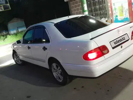 Mercedes-Benz E 230 1996 года за 3 000 000 тг. в Алматы – фото 3