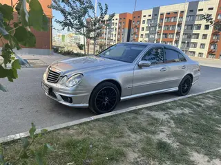 Mercedes-Benz E 500