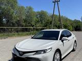 Toyota Camry 2018 годаүшін13 800 000 тг. в Актобе