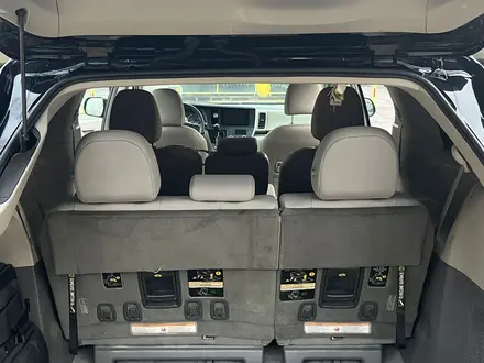 Toyota Sienna 2017 года за 14 650 000 тг. в Алматы – фото 13