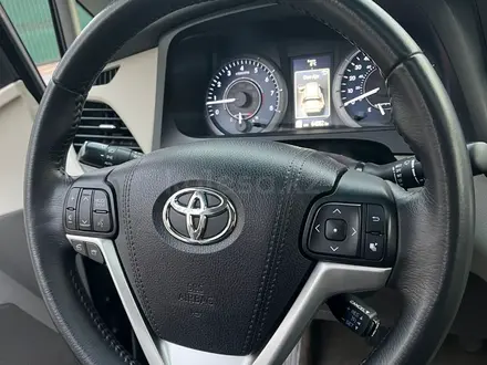 Toyota Sienna 2017 года за 14 650 000 тг. в Алматы – фото 21
