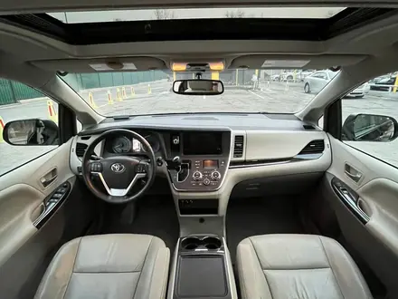 Toyota Sienna 2017 года за 14 650 000 тг. в Алматы – фото 26
