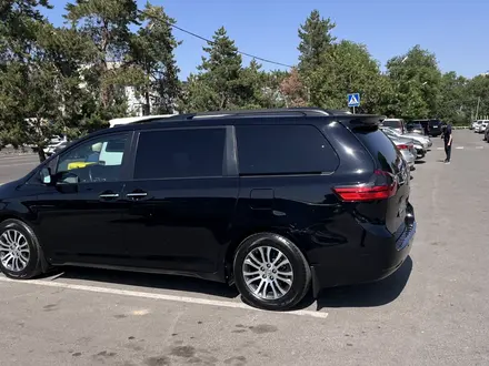 Toyota Sienna 2017 года за 14 650 000 тг. в Алматы – фото 5