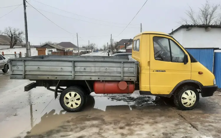ГАЗ ГАЗель 2001 года за 1 900 000 тг. в Атырау