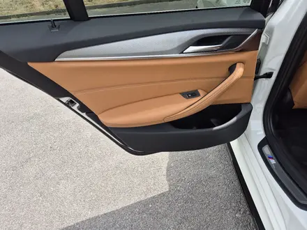 BMW 530 2017 года за 16 600 000 тг. в Шымкент – фото 18